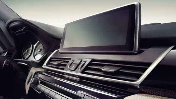 BMW新型グランツアラー内装画像